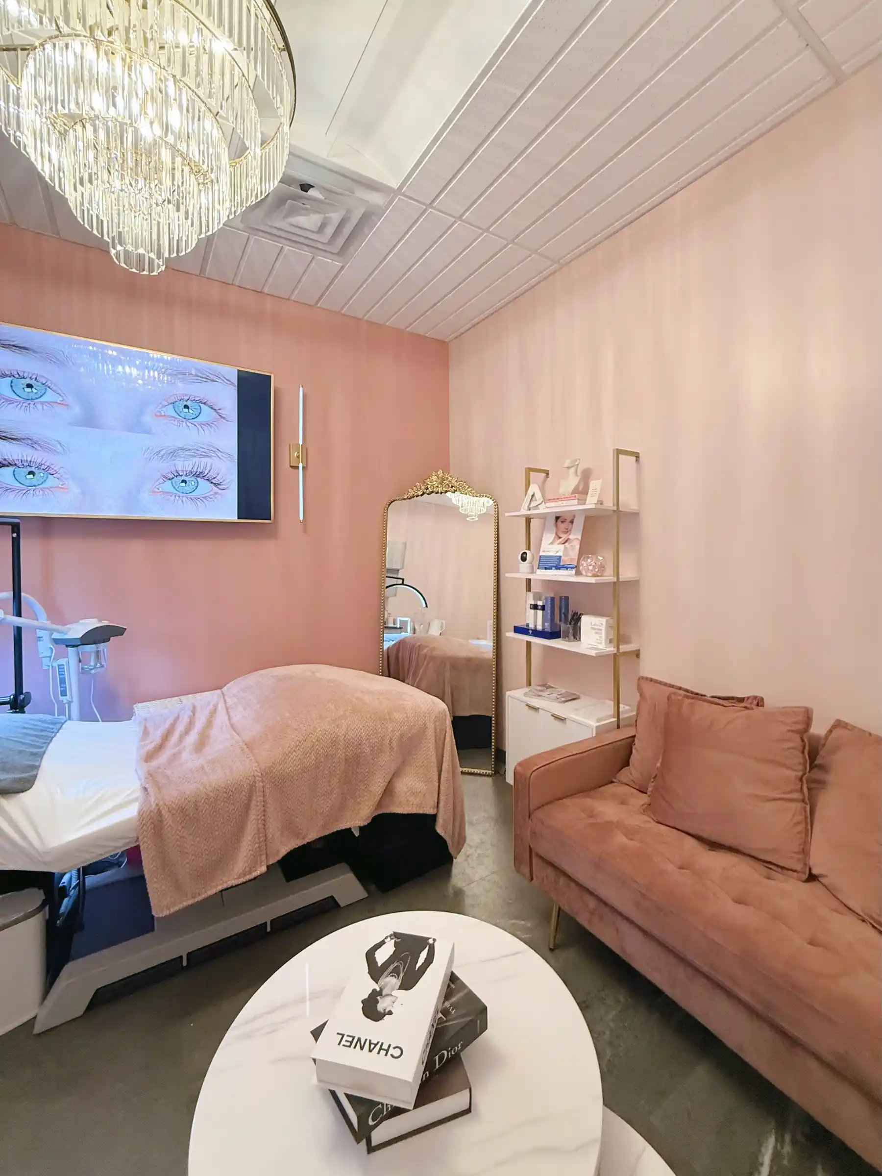 APMU Med Spa and Brow Studio